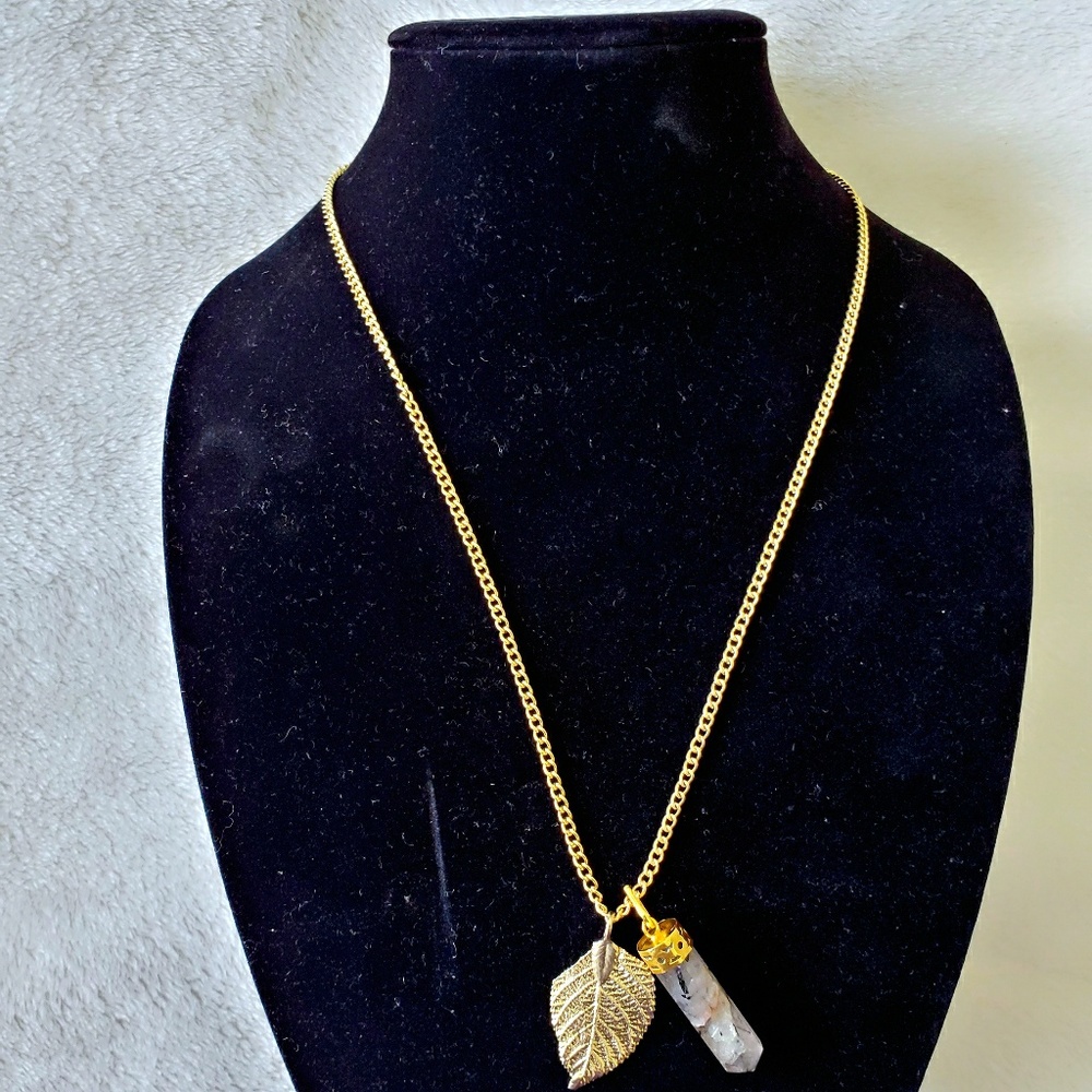 Crystal Healing Necklace: Tourmaline